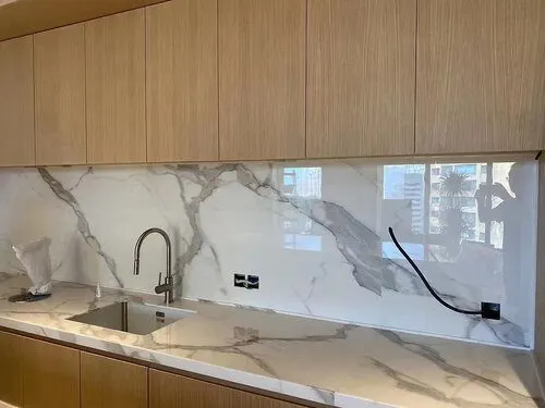 Calacatta White 3